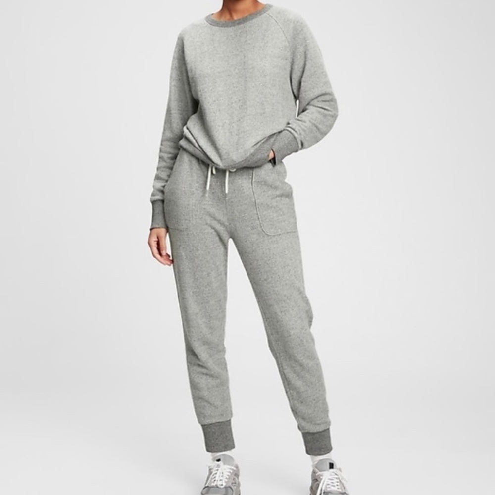 NWT Tall GAP Marled Crewneck Sweatshirt & Joggers SET